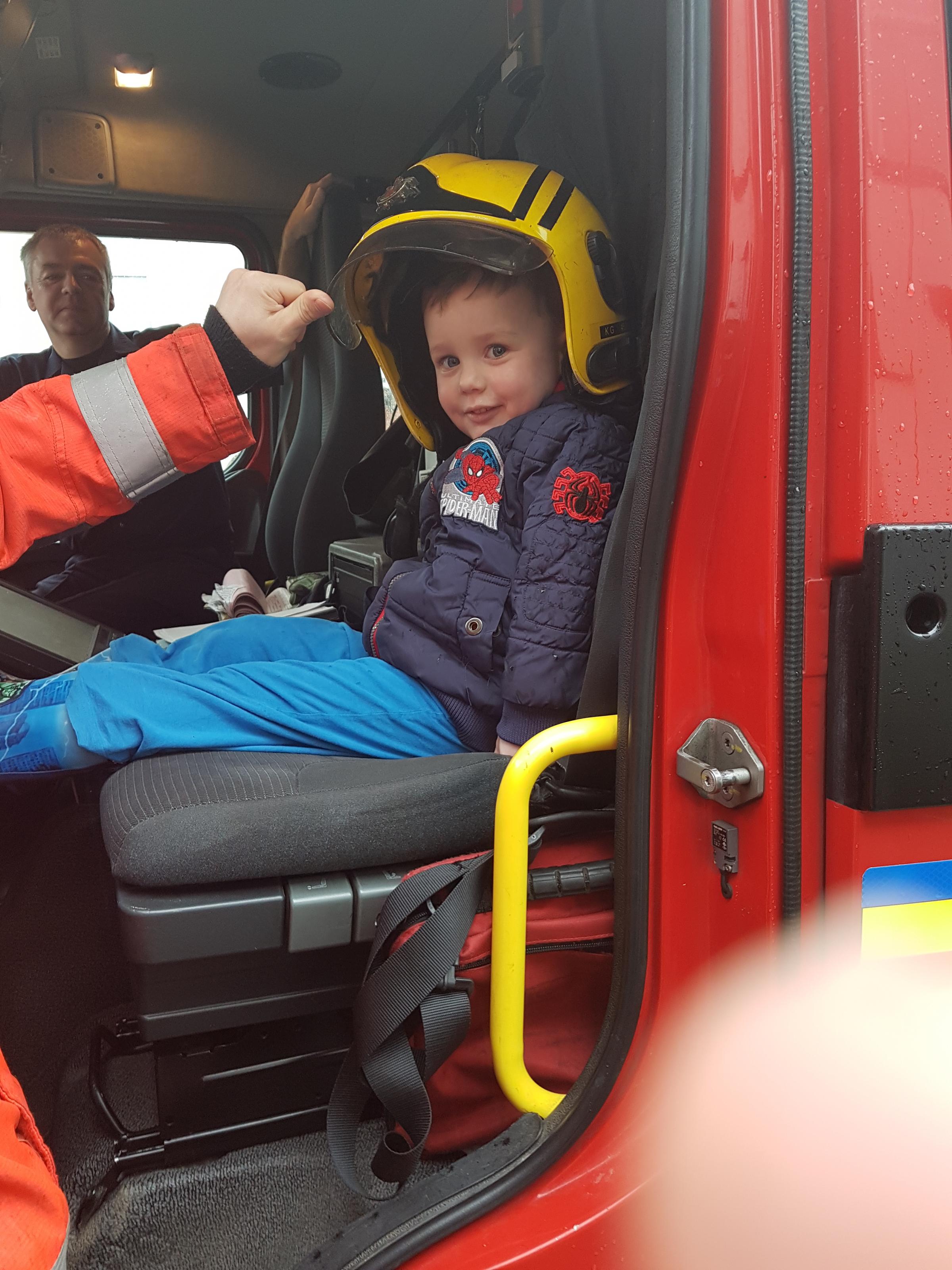 Bury toddler rescued from baby gate - Bury Times
