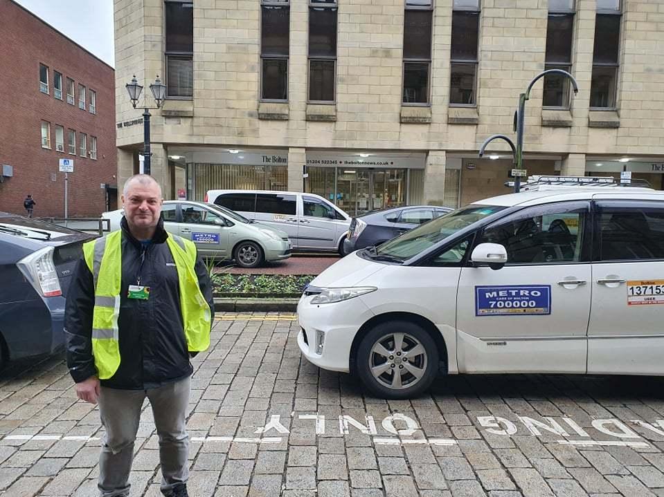 Taxi drivers protest Clean Air Zone changes with protest in Le Mans  Crescent | Bury Times