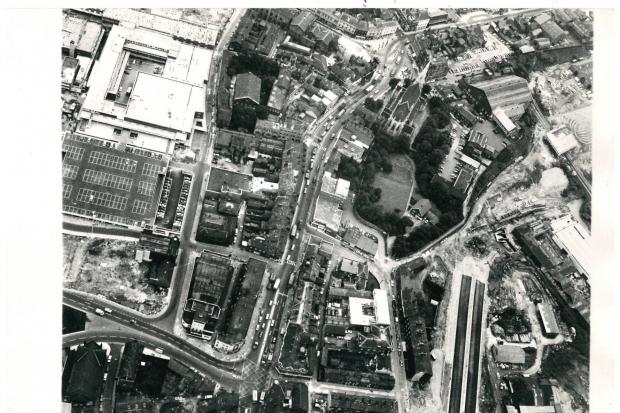 Bury from the air, 1970