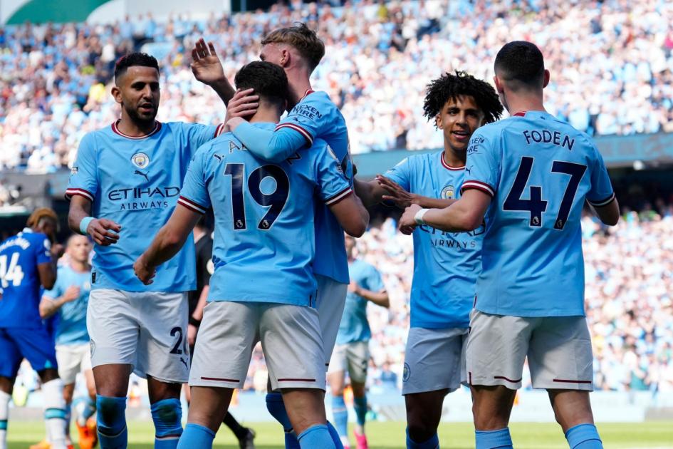 Champions Manchester City finish with a flourish at home