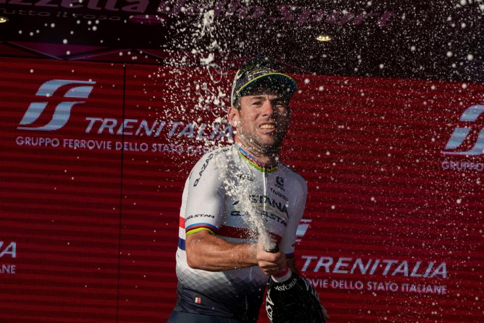 Mark Cavendish lands emotional victory in final stage of farewell Giro d’Italia